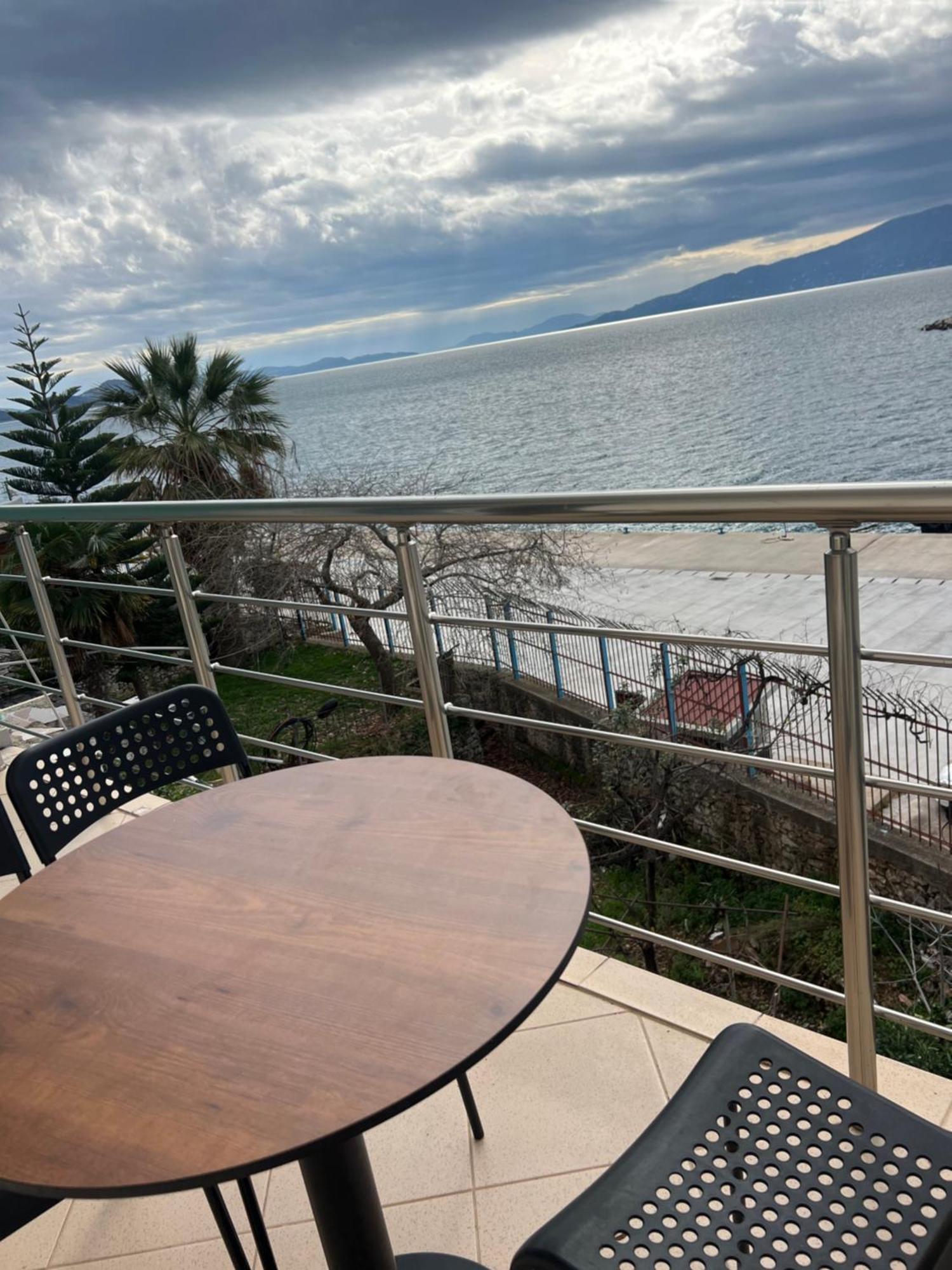 Majki Beach Apartments Sarandë Exterior foto
